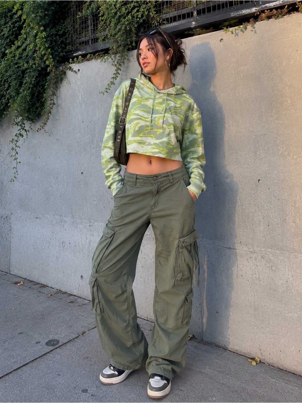 Wild Fable Green Swirl Cropped Hoodie XS Y2K Abstract NWT - Picture 7 of 8